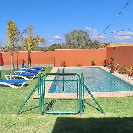 Casa Nispero קוניל דה לה פרונטרה